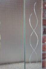 Large Venetian-Style Beveled Glass Decorator Mirror with Etched Frame - Image 4