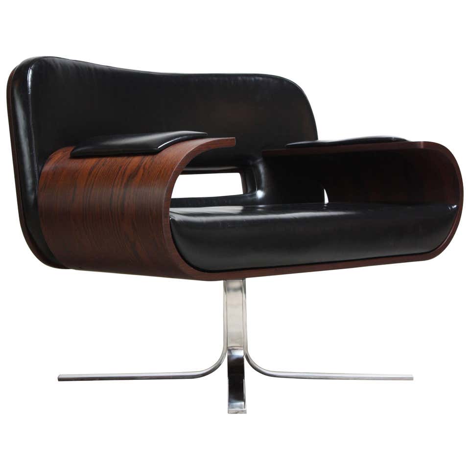 brazilian modern jacaranda and leather swiveling lounge chairjorge  zalszupin