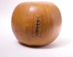 1940s MacGregor Goldsmith 9 LB Leather Medicine Ball - Image 2