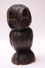 Large Vintage Hand-Carved Tree Stump Owl Sculpture - Image 2