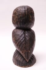 Large Vintage Hand-Carved Tree Stump Owl Sculpture - Image 4