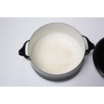 Vintage Jens Quistgaard for Dansk France Kobenstyle Dutch Oven in Black - Image 4