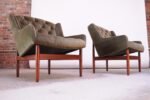 Pair of Jens Risom Model 2137 Walnut "Floating" Lounge Chairs in Olive Velvet - Image 2