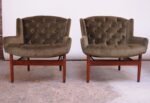 Pair of Jens Risom Model 2137 Walnut "Floating" Lounge Chairs in Olive Velvet - Image 6