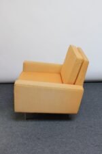 Florence Knoll Lounge Chair with Original Wool Upholstery - Image 8