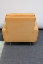 Florence Knoll Lounge Chair with Original Wool Upholstery - Image 9