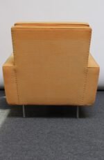 Florence Knoll Lounge Chair with Original Wool Upholstery - Image 10