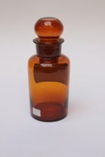 Vintage German Amber Glass "Amylum Tritici" Apothecary Bottle - Image 5