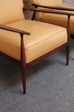Pair of Paul Mccobb Stained Maple Lounge Chairs - Image 26