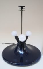 Vintage Italian Space Age Dome Mushroom Table Lamp in Enameled Metal and Acrylic - Image 12