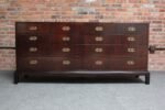 Vintage Stained Satinwood Nine-Drawer Dresser with Brass Pulls by Henredon - Image 4