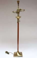 Oversized Mid-Century Modern Walnut and Brass Dual-Socket Table Lamp by Laurel - Image 10