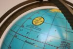 Vintage Cram's Deluxe Globe with Automatic Daily Sun Ray Indicator - Image 10