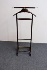 Vintage Fratelli Reguitti Dark Mahogany and Brass Valet in Style of Ico Parisi - Image 4