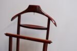 Vintage Brass and Stained Red Mahogany Valet by Fratelli Reguitti - Image 16