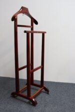 Vintage Brass and Stained Red Mahogany Valet by Fratelli Reguitti - Image 7