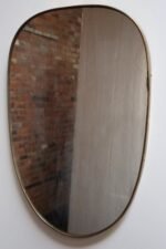 Vintage Italian Distressed Oblong Wall Mirror with Brass Frame after Gio Ponti - Image 11