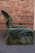 Large Italian Modern 'Vela Alta' Lounge Chair by Giovanni Offredi for Saporiti - Image 7