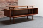 Mid Century Floating Top Walnut Desk by Milo Baughman for Glenn of California - Image 15