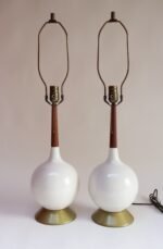 Pair of Vintage Orb Vasiform White Porcelain Ceramic and Walnut Table Lamps - Image 3