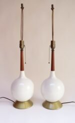 Pair of Vintage Orb Vasiform White Porcelain Ceramic and Walnut Table Lamps - Image 6