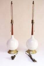 Pair of Vintage Orb Vasiform White Porcelain Ceramic and Walnut Table Lamps - Image 5