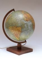 Vintage French Modern Illuminated Glass Globe Terrestre by Girard et Barrère - Image 2