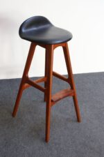 Single Danish Modern Sculptural Teak Barstool by Erik Buch for O.D. Møbler - Image 3