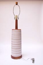 Large Gordon and Jane Martz Walnut and Ceramic Table Lamp with Finial - Image 2