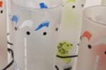 Set of Eight Vintage Frosted Glasses With Animal Carousel Motif by Libbey With Carrier - Image 20