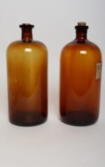 Set of Two Vintage Amber Glass Apothecary Bottles by Owens-Illinois Glass Co. - Image 4