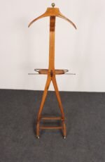 Sculptural Italian Modernist Beech and Brass Valet by Fratelli Reguitti - Image 4