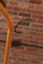 Sculptural Italian Modernist Beech and Brass Valet by Fratelli Reguitti - Image 26