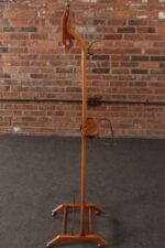 Sculptural Italian Modernist Beech and Brass Valet by Fratelli Reguitti - Image 6