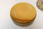 Vintage Dutch Beaded Mosaic Relief Biscuit Tin/Lidded Box with Floral Decoration - Image 4